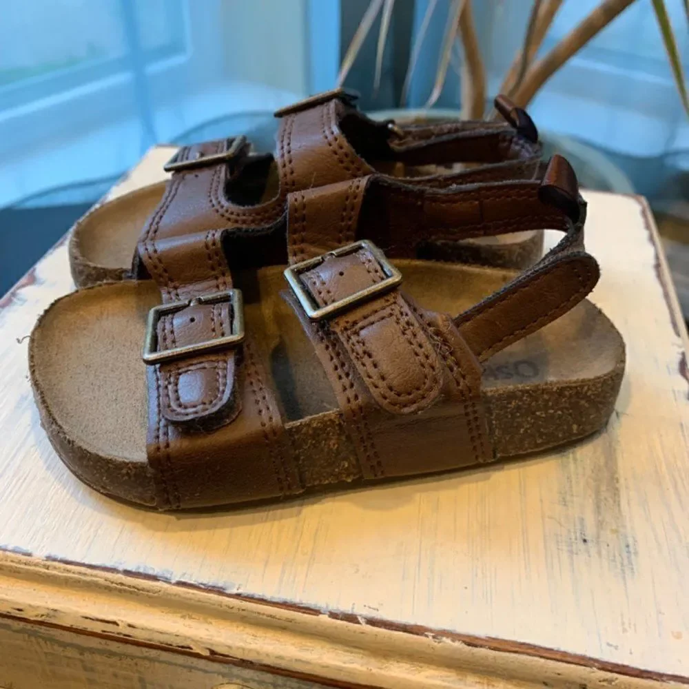 OshKosh Birkenstock Style Sandal. Size 7